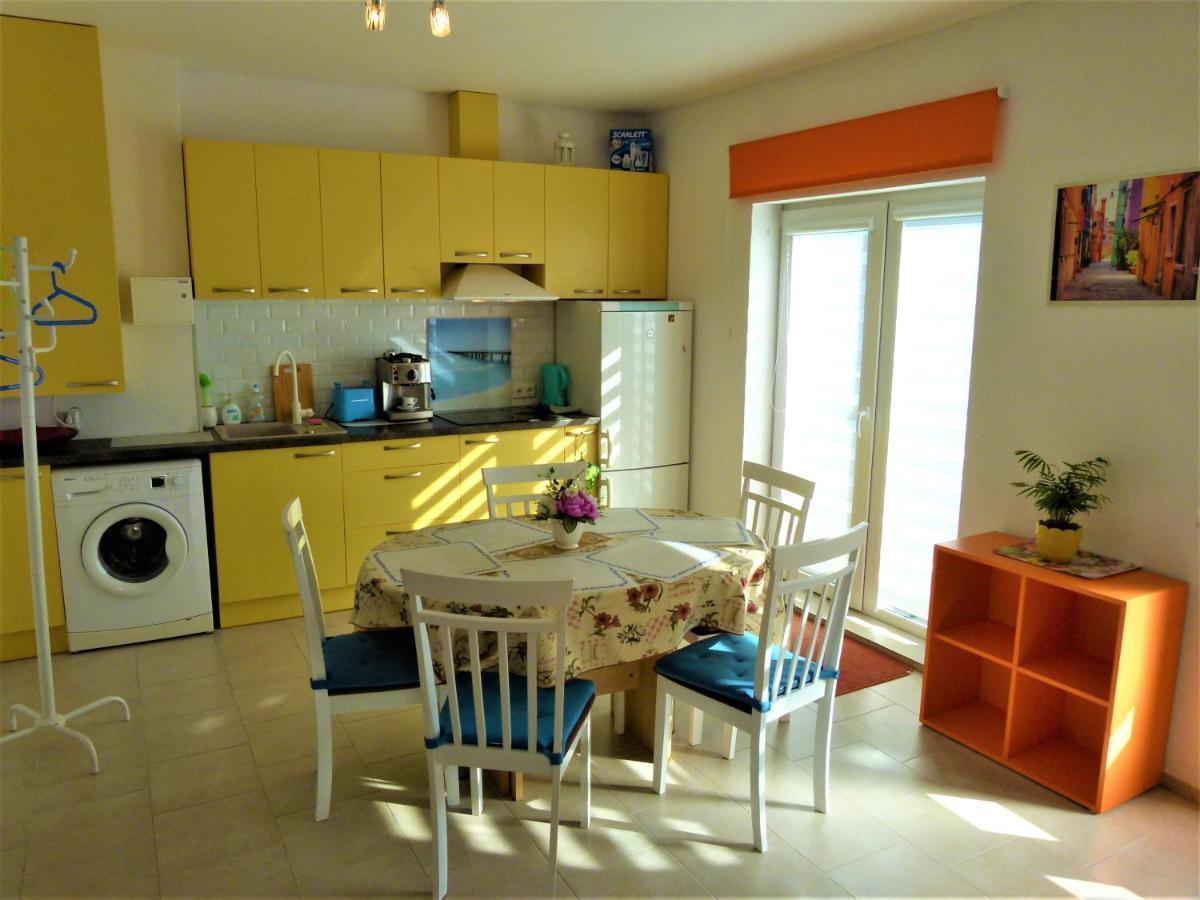 Geltoni Apartamentai Паланга Экстерьер фото